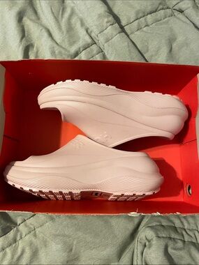 Nwt hunter slides size 8
